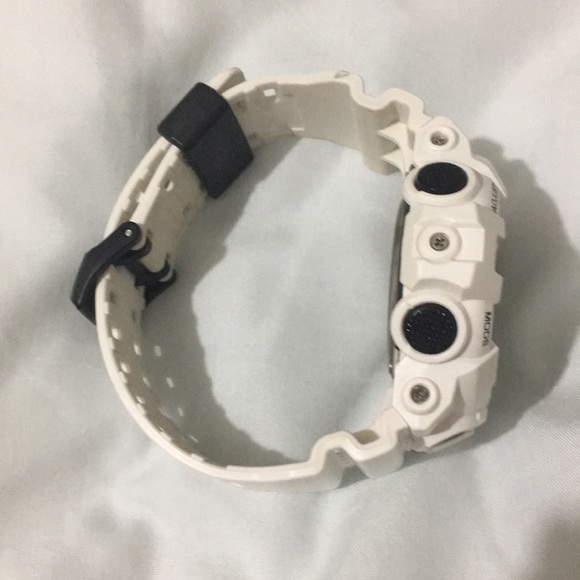 G-SHOCK Analog-Digital Watch - Picture 2 of 8